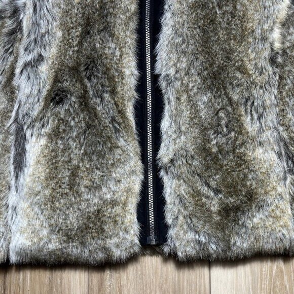 NWT Weatherproof Black Reversible Faux Fur Vest- Women Size Large - Picture 11 of 16